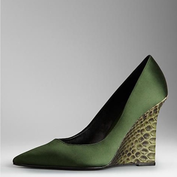 Bᴜʀʙᴇʀʀʏ Olive Pʏᴛʜᴏɴ 🐍 ᴘᴜᴍᴘs sɪᴢᴇ EU42/US12. - Picture 8 of 8